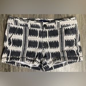 American Eagle Low Rise Chino Shorts Stretch Midi Gray Black Geometric Women's 8